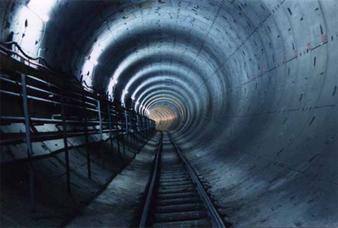 Modern tunnelling shield and the constructed segment tunnel