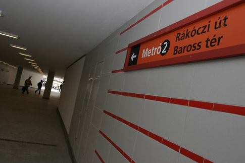 Baross tér a felújítás után